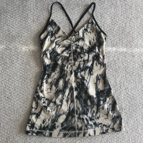 lululemon athletica Tops - Lululemon Power X Tank in Tie Dye Luon Size 2